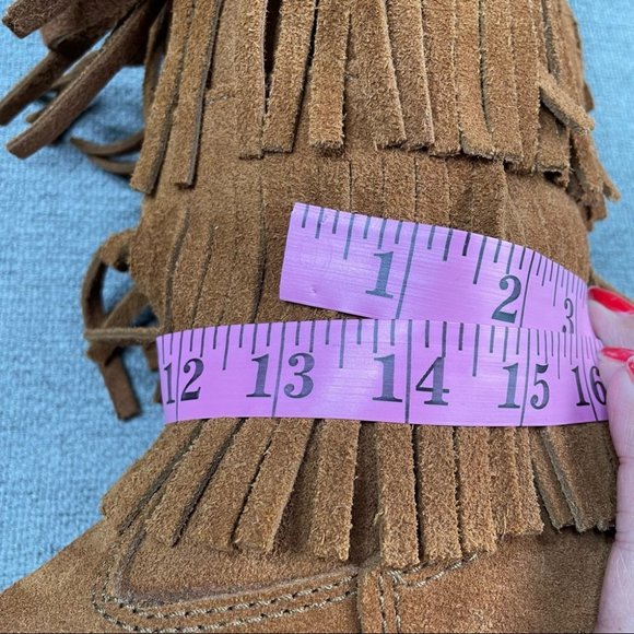Minnetonka Three Layer Fringe Boot Suede Leather - Picture 13 of 14